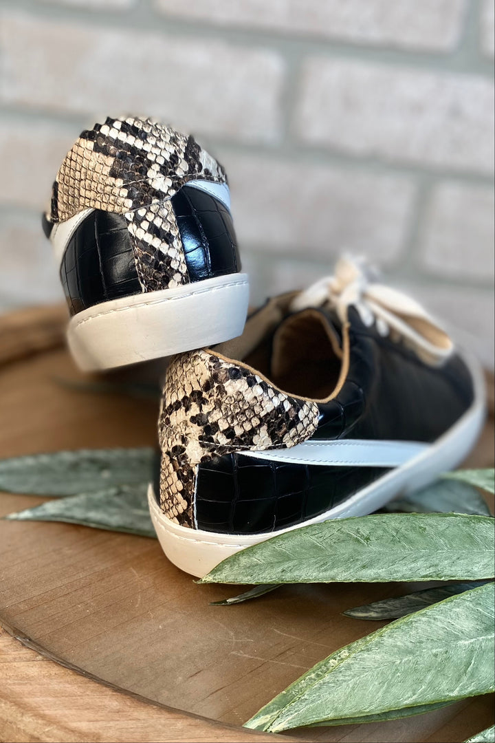Mi.iM "Lisette" - Black Crocodile Sneaker | (Size 6)