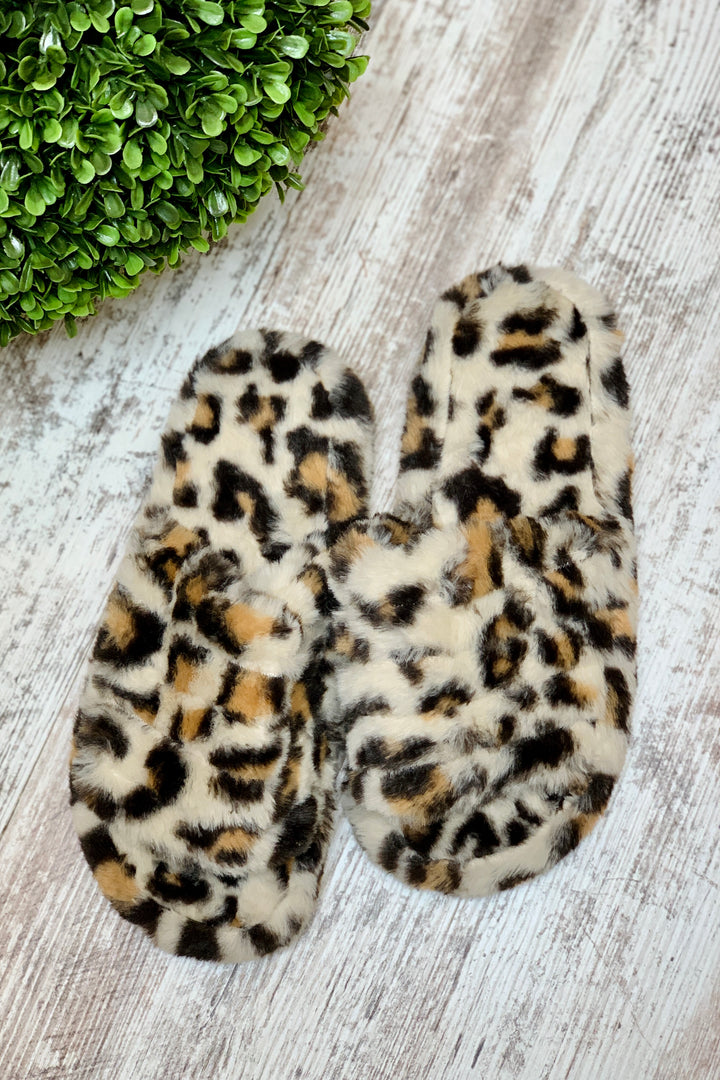 Cream Leopard Faux Fur Slippers | (Size S/M)