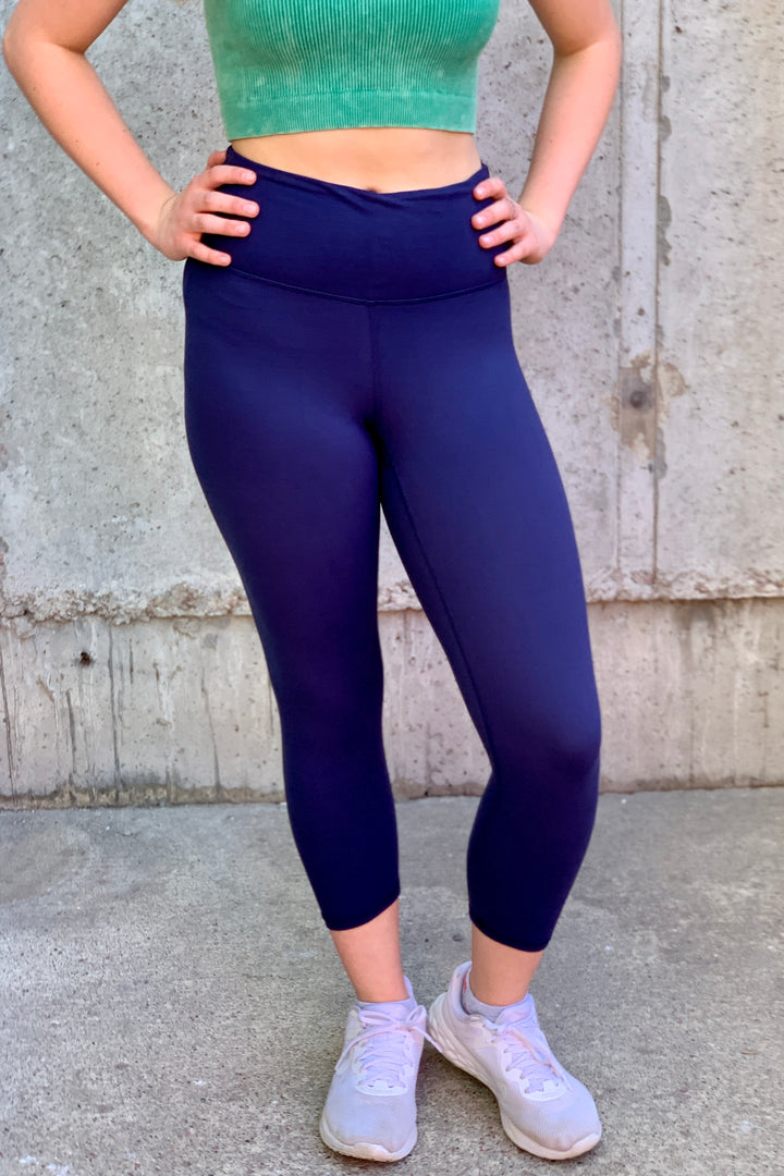 Cassandra Capri Yoga Leggings - Navy