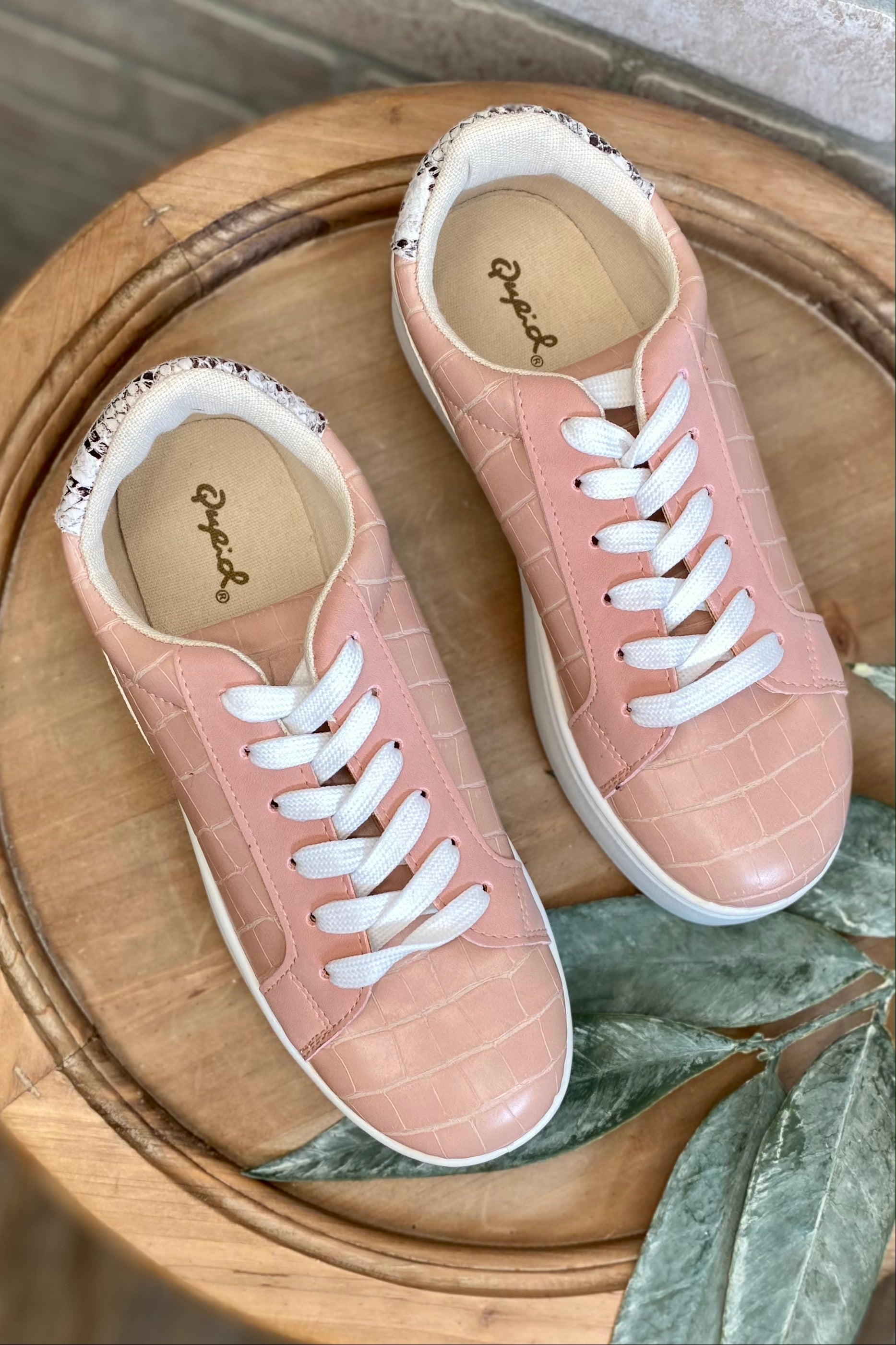 Qupid rose store gold sneakers