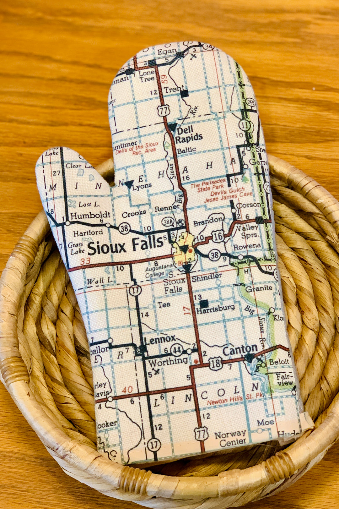 Oven Mitt - Sioux Falls, SD Map Print