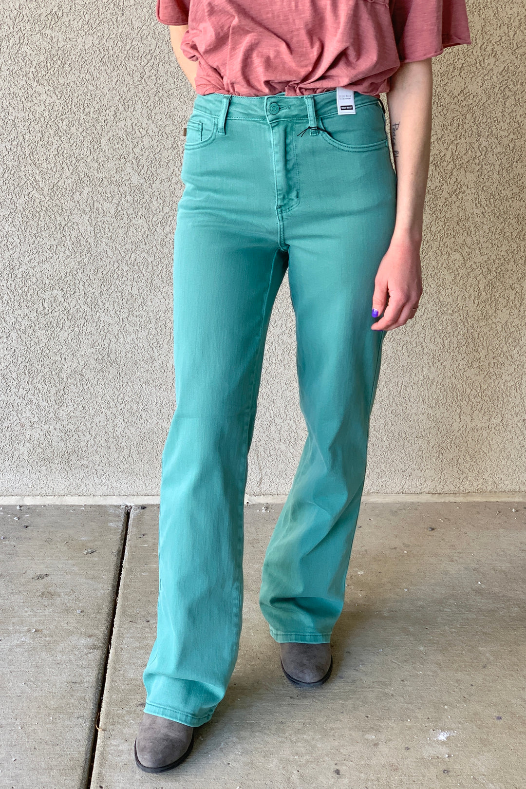 Sienna 90s Garment Dyed Straight Leg Judy Blue Jeans