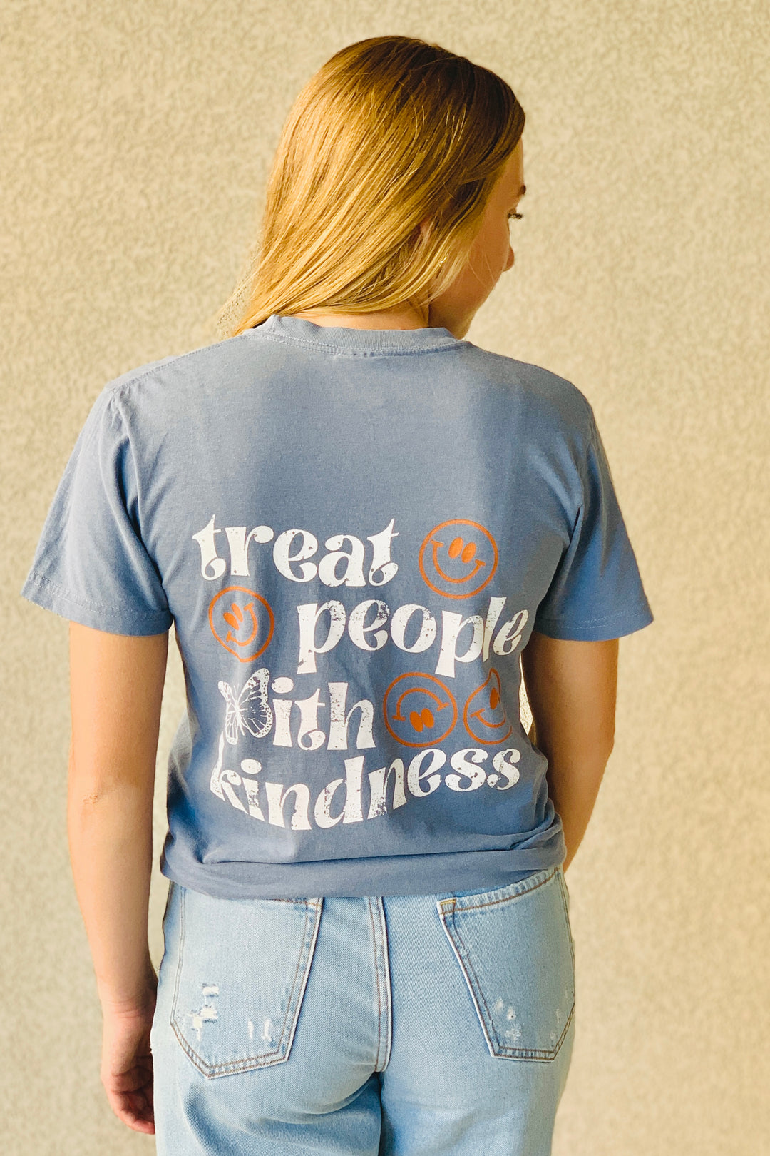 Treat People With Kindness Tee | (Size XL)