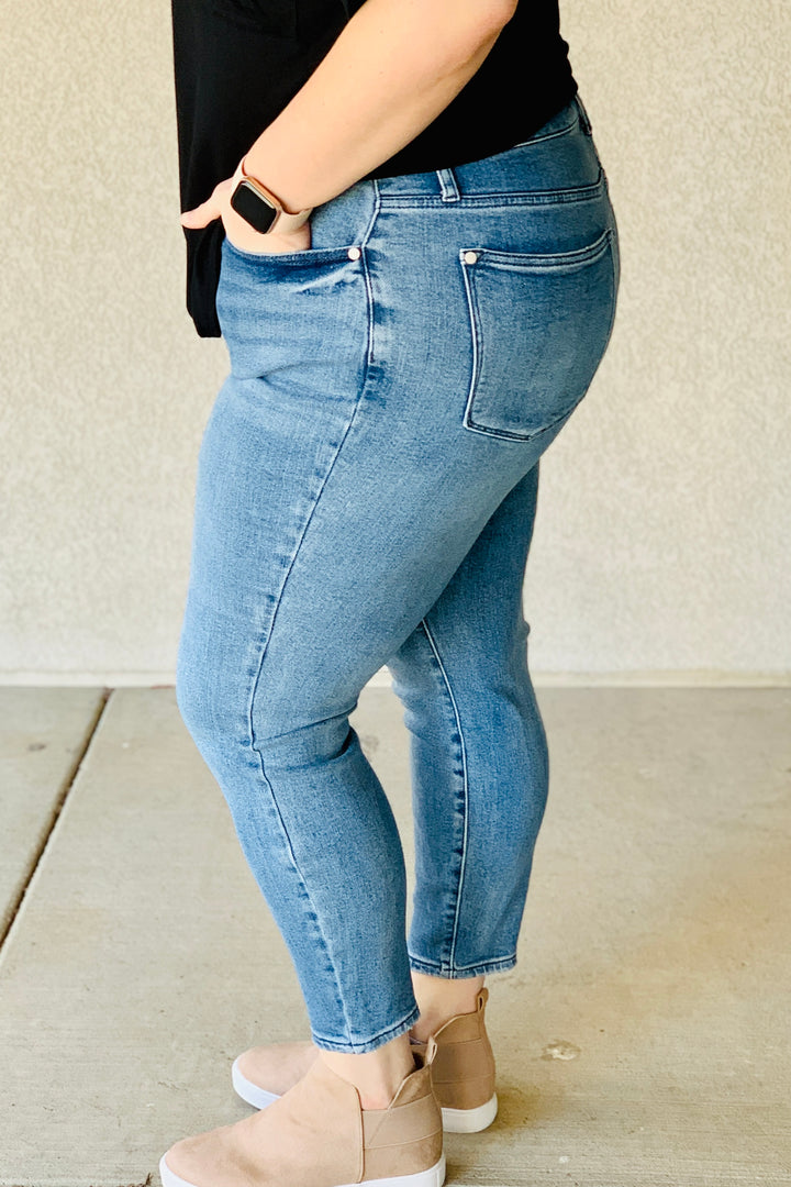 Mackenzie Judy Blue Jeans