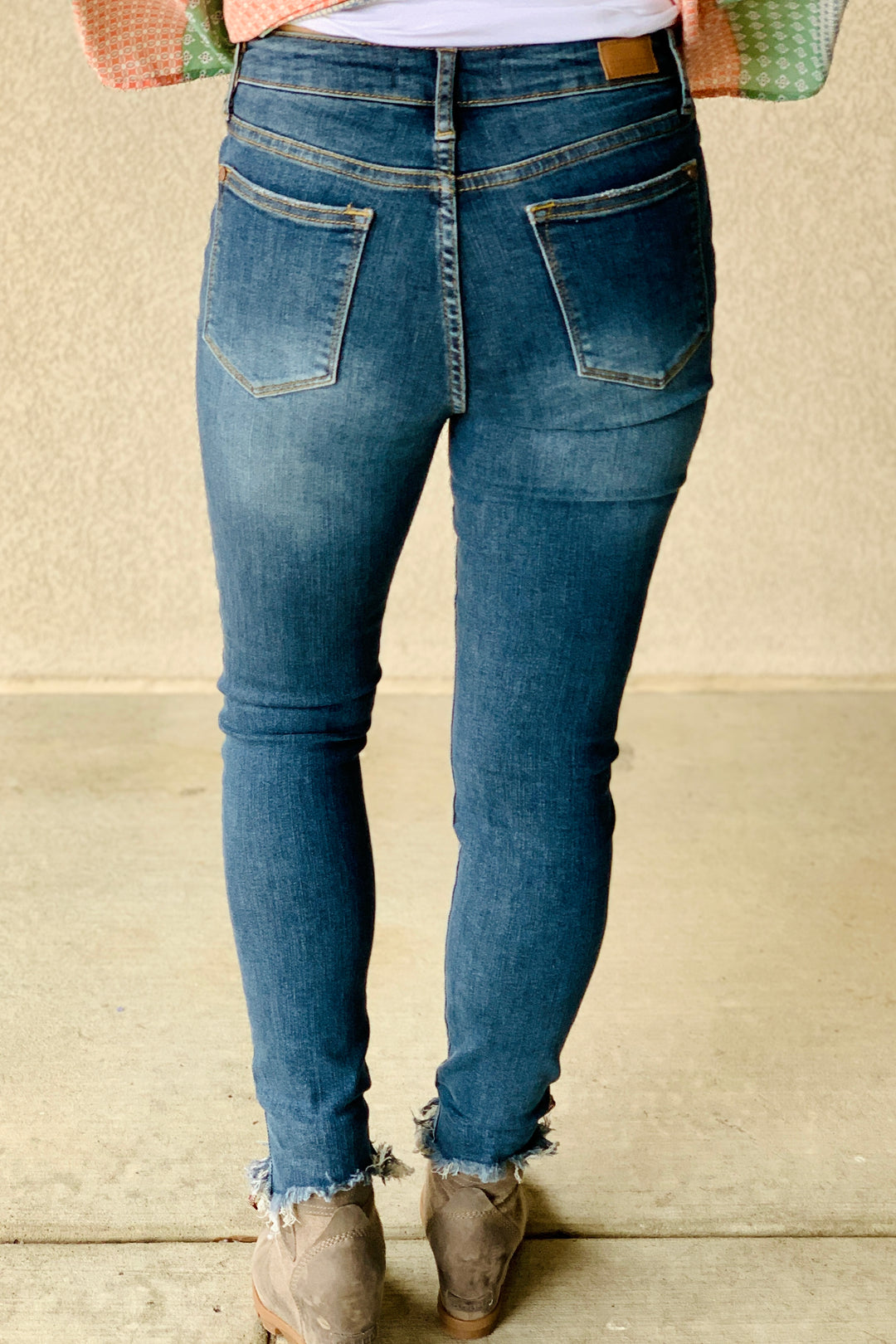 Samantha Mid-Rise Judy Blue Jeans – DART Boutique